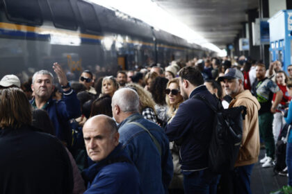 Caos treni nella mattina